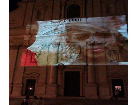 Giornata Mondiale del Rifugiato, Roma. Tre serate proiezioni sulla facciata della chiesa Gesù