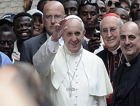 Papa Francesco al centro Astalli di Roma. Grazie Papa Francesco